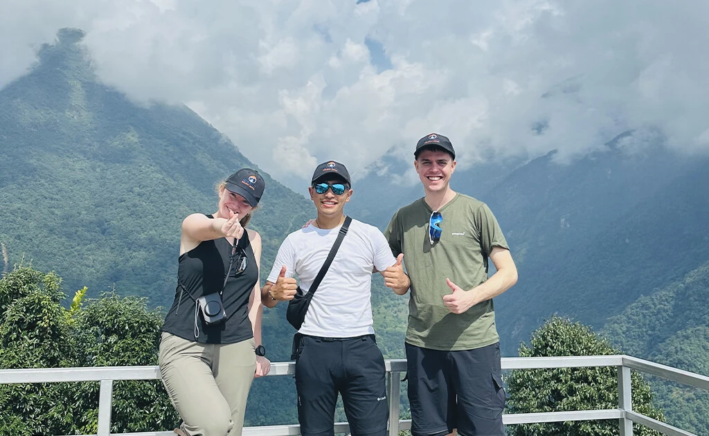 On the way to Annapurna Basecamp