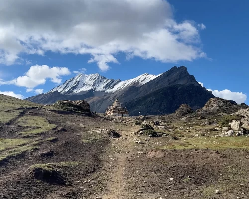 Entering Narphu Valley