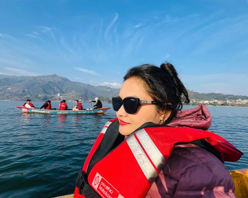 Fewa Lake Chill Vibes ()