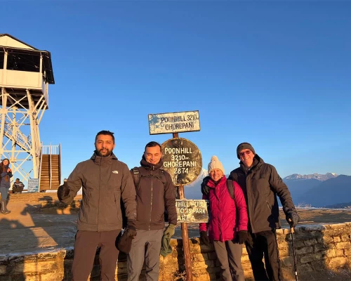 Poonhill Viewpoint ()