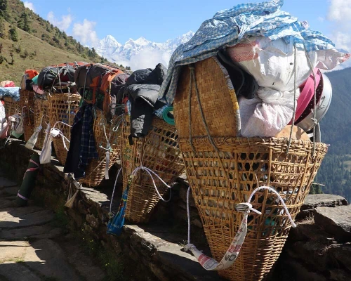 Porters Life In Trekking
