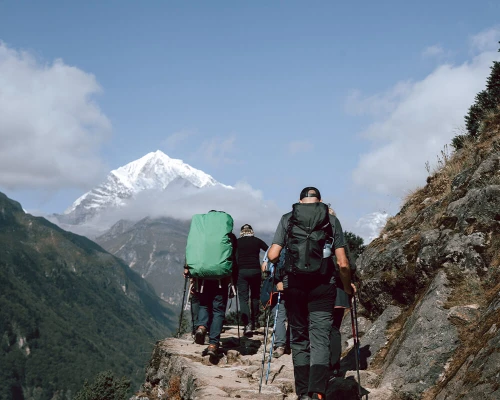 Trekkers On The Trail Of Ebc